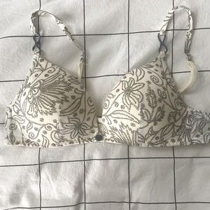 Sexy little bra 34B